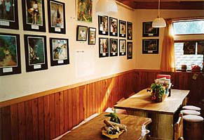 �~�j�E�M�������[